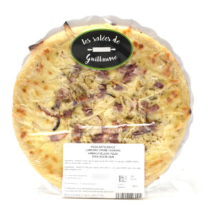 Pizza Lardons-crème-oignons diamètre 23cm Les Salées de Guillaume – - – Les salées de Guillaume