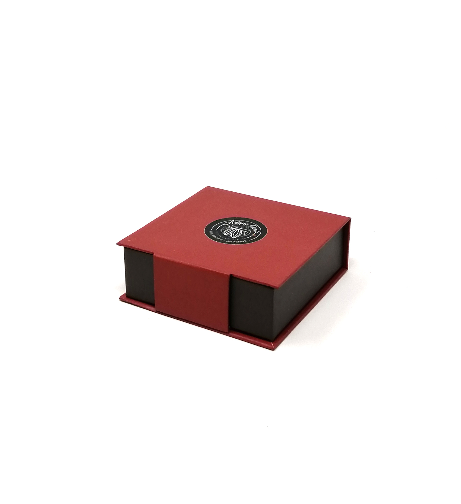 Coffret praline "9 Coeurs" Ariqua Chocolaterie – Un coffret spécial Saint-Valentin comprenant 9 pralines en forme de cœur ! – Ariqua chocolaterie Coffret praline "9 Coeurs" Ariqua Chocolaterie – Un coffret spécial Saint-Valentin comprenant 9 pralines en forme de cœur ! – Ariqua chocolaterie